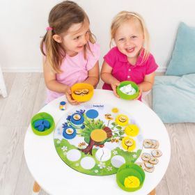 Polli-helft den Bienen bei der Honigernte, Kinderspiel-image