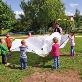 Schwungtuch weiß, 360 cm mit 12 Haltegriffen-image